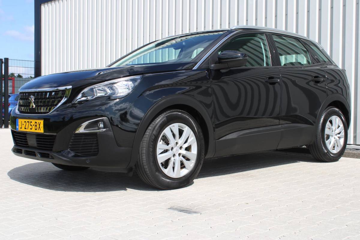 Peugeot 3008 Peugeot 3008 1.2 PureTech Active Avantage | Incl. 12 maanden garantie | Nieuwe distributieriem + beurt | Apple carplay/Android auto | Trekhaak afneembaar | Cruise control | Parkeercamera | Navigatie | Climate control | DAB radio | 100% onderhouden |