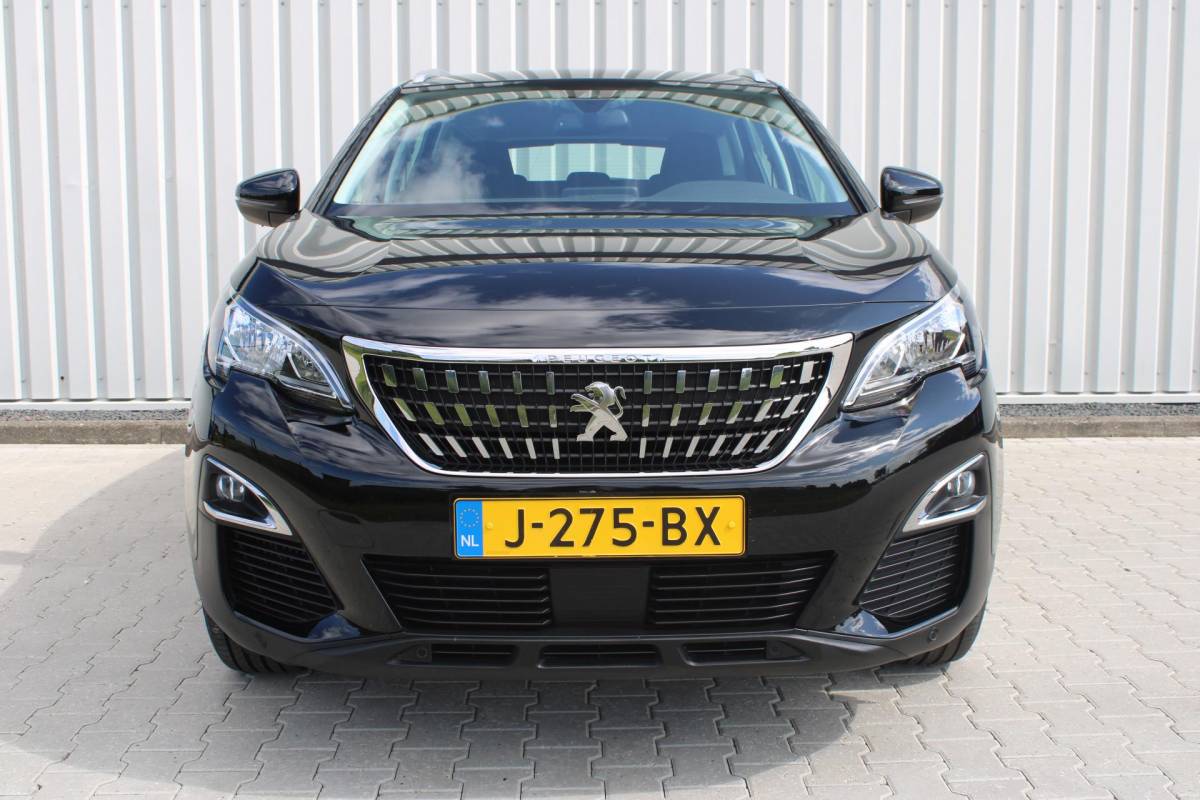 Peugeot 3008 Peugeot 3008 1.2 PureTech Active Avantage | Incl. 12 maanden garantie | Nieuwe distributieriem + beurt | Apple carplay/Android auto | Trekhaak afneembaar | Cruise control | Parkeercamera | Navigatie | Climate control | DAB radio | 100% onderhouden |