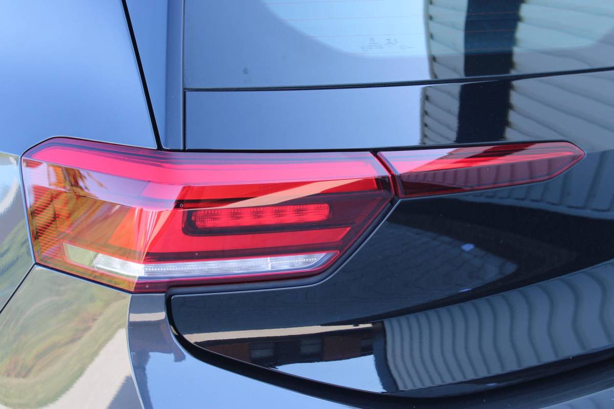 Volkswagen ID.3 Volkswagen ID.3 Pro 58 kWh | Incl. 12 maanden garantie | SOH 91% | Apple carplay/Android auto | Stoel/stuurverwarming | Standkachel | Navigatie | DAB radio | Adaptieve cruise control |