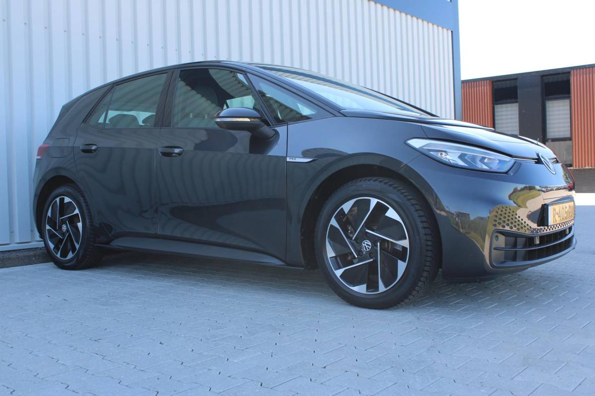 Volkswagen ID.3 Volkswagen ID.3 Pro 58 kWh | Incl. 12 maanden garantie | SOH 91% | Apple carplay/Android auto | Stoel/stuurverwarming | Standkachel | Navigatie | DAB radio | Adaptieve cruise control |