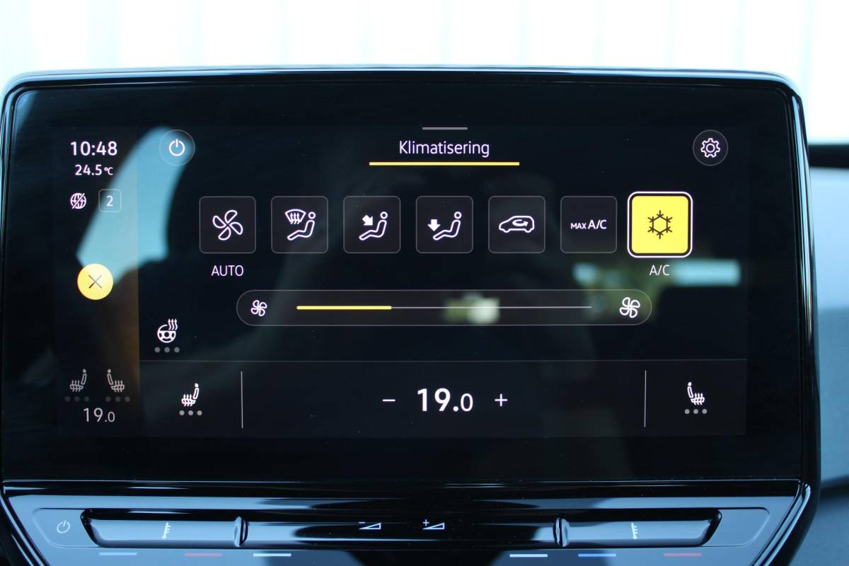Volkswagen ID.3 Volkswagen ID.3 Pro 58 kWh | Incl. 12 maanden garantie | SOH 91% | Apple carplay/Android auto | Stoel/stuurverwarming | Standkachel | Navigatie | DAB radio | Adaptieve cruise control |