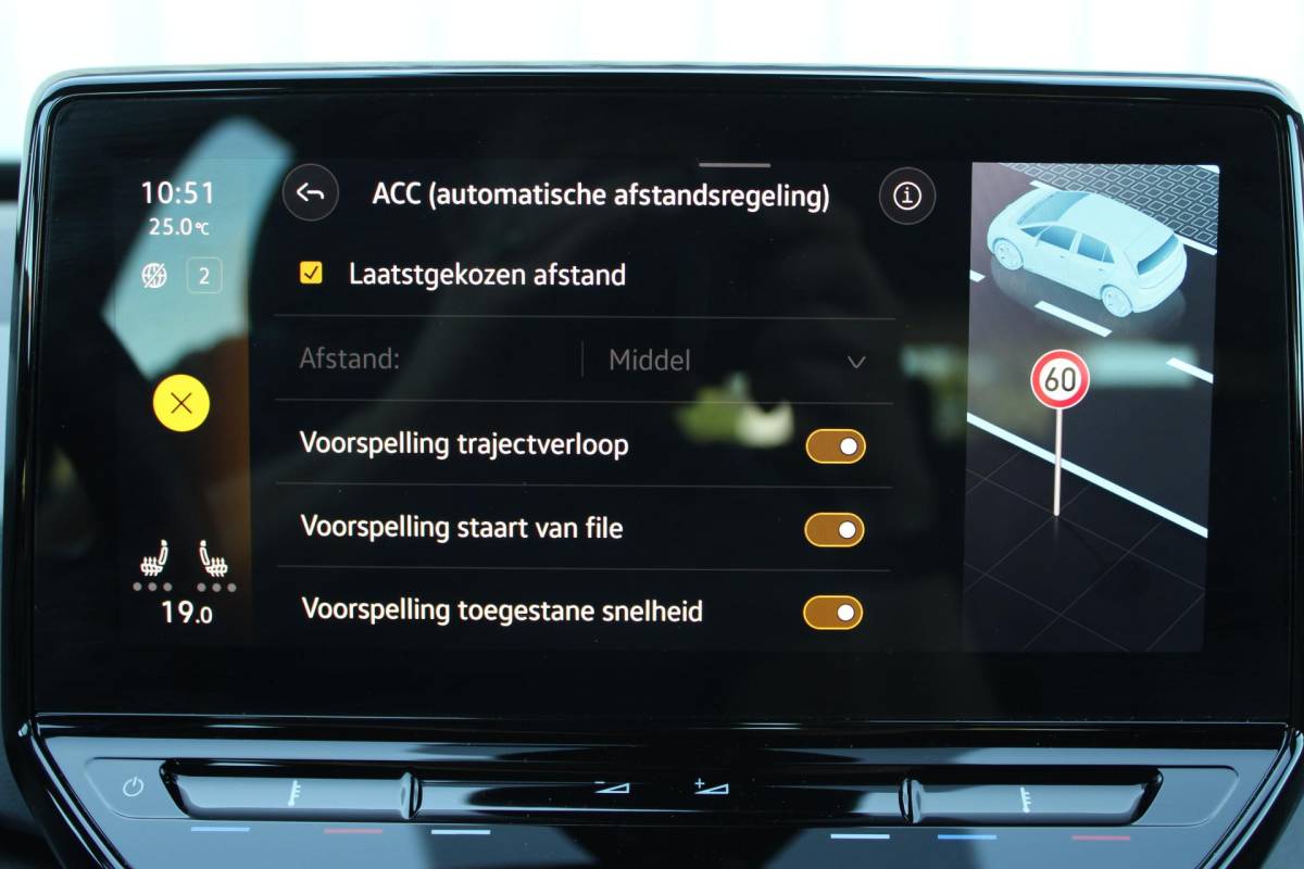 Volkswagen ID.3 Volkswagen ID.3 Pro 58 kWh | Incl. 12 maanden garantie | SOH 91% | Apple carplay/Android auto | Stoel/stuurverwarming | Standkachel | Navigatie | DAB radio | Adaptieve cruise control |