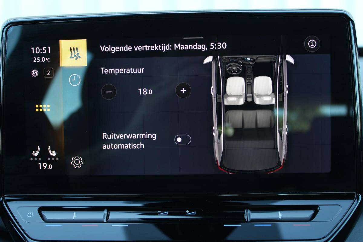 Volkswagen ID.3 Volkswagen ID.3 Pro 58 kWh | Incl. 12 maanden garantie | SOH 91% | Apple carplay/Android auto | Stoel/stuurverwarming | Standkachel | Navigatie | DAB radio | Adaptieve cruise control |
