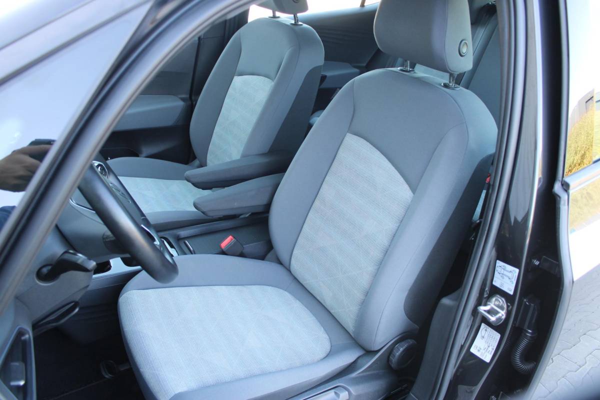 Volkswagen ID.3 Volkswagen ID.3 Pro 58 kWh | Incl. 12 maanden garantie | SOH 91% | Apple carplay/Android auto | Stoel/stuurverwarming | Standkachel | Navigatie | DAB radio | Adaptieve cruise control |