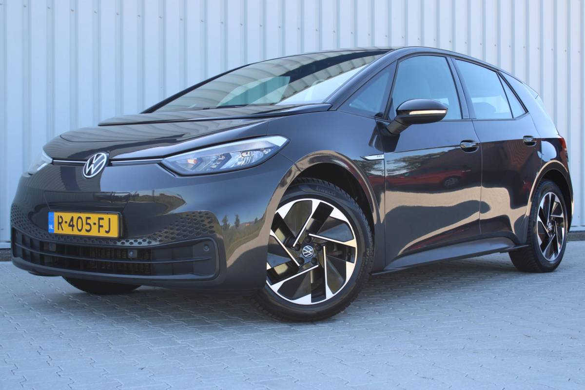 Volkswagen ID.3 Volkswagen ID.3 Pro 58 kWh | Incl. 12 maanden garantie | SOH 91% | Apple carplay/Android auto | Stoel/stuurverwarming | Standkachel | Navigatie | DAB radio | Adaptieve cruise control |