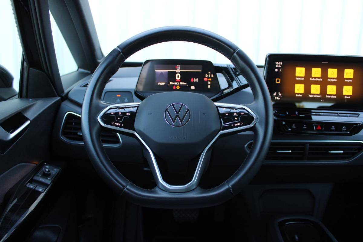 Volkswagen ID.3 Volkswagen ID.3 Pro 58 kWh | Incl. 12 maanden garantie | SOH 91% | Apple carplay/Android auto | Stoel/stuurverwarming | Standkachel | Navigatie | DAB radio | Adaptieve cruise control |