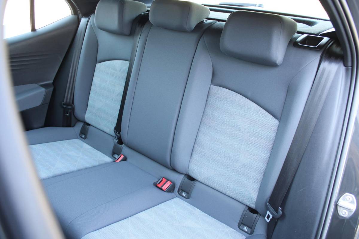 Volkswagen ID.3 Volkswagen ID.3 Pro 58 kWh | Incl. 12 maanden garantie | SOH 91% | Apple carplay/Android auto | Stoel/stuurverwarming | Standkachel | Navigatie | DAB radio | Adaptieve cruise control |