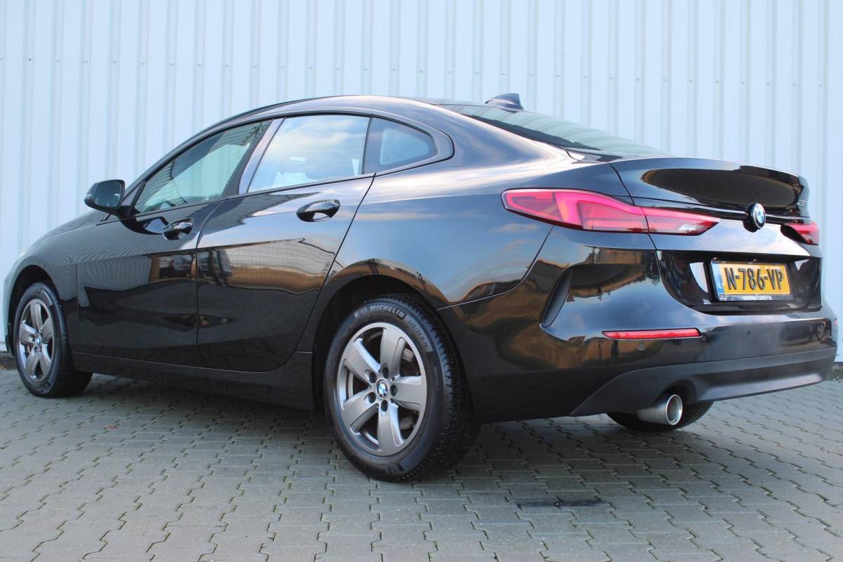 BMW 2 Serie BMW 2-serie Gran Coupé 218i Business Edition | Incl. 12 maanden garantie | Cruise control | Climate control | Parkeersensoren | Apple carplay/Android auto | Navigatie | DAB radio | Vol leder sportstoelen |