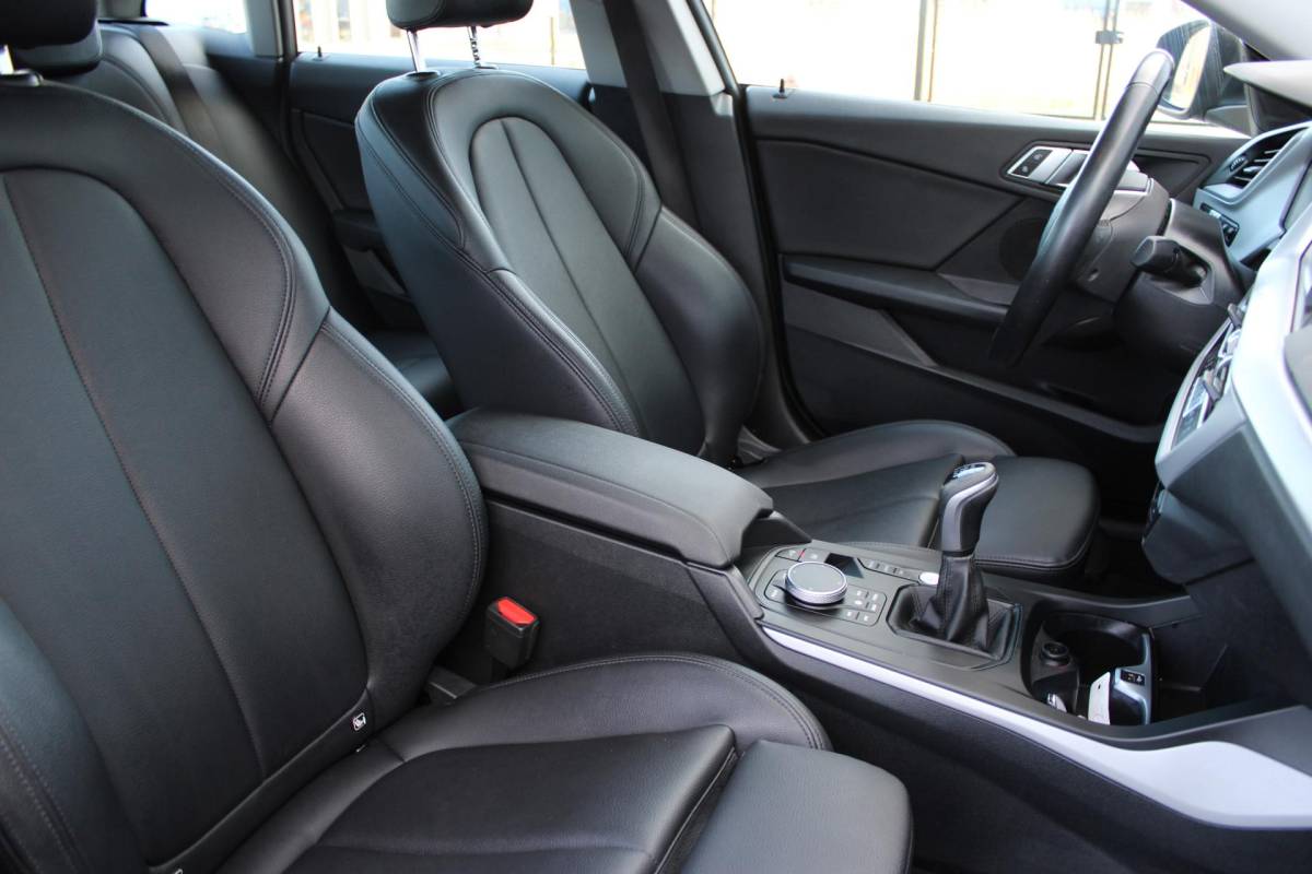 BMW 2 Serie BMW 2-serie Gran Coupé 218i Business Edition | Incl. 12 maanden garantie | Cruise control | Climate control | Parkeersensoren | Apple carplay/Android auto | Navigatie | DAB radio | Vol leder sportstoelen |