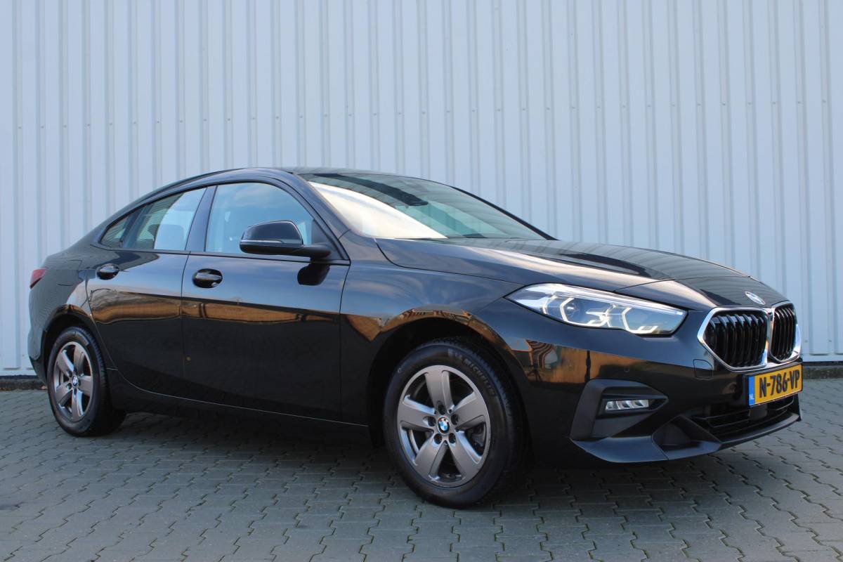 BMW 2 Serie BMW 2-serie Gran Coupé 218i Business Edition | Incl. 12 maanden garantie | Cruise control | Climate control | Parkeersensoren | Apple carplay/Android auto | Navigatie | DAB radio | Vol leder sportstoelen |