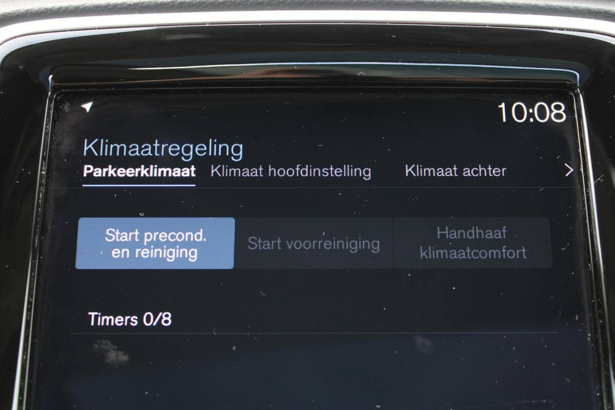 Volvo XC90 Volvo XC90 2.0 B5 AWD Inscription Intro Edition | Incl. 12 maanden garantie | 7 persoons | Adaptieve cruise control | Pilot assist | Bowers & Wilkins audio | Head-up display | Stoelverwarming/ventilatie | Stuurverwarming | Schuif/kantel dak | Trekhaak |