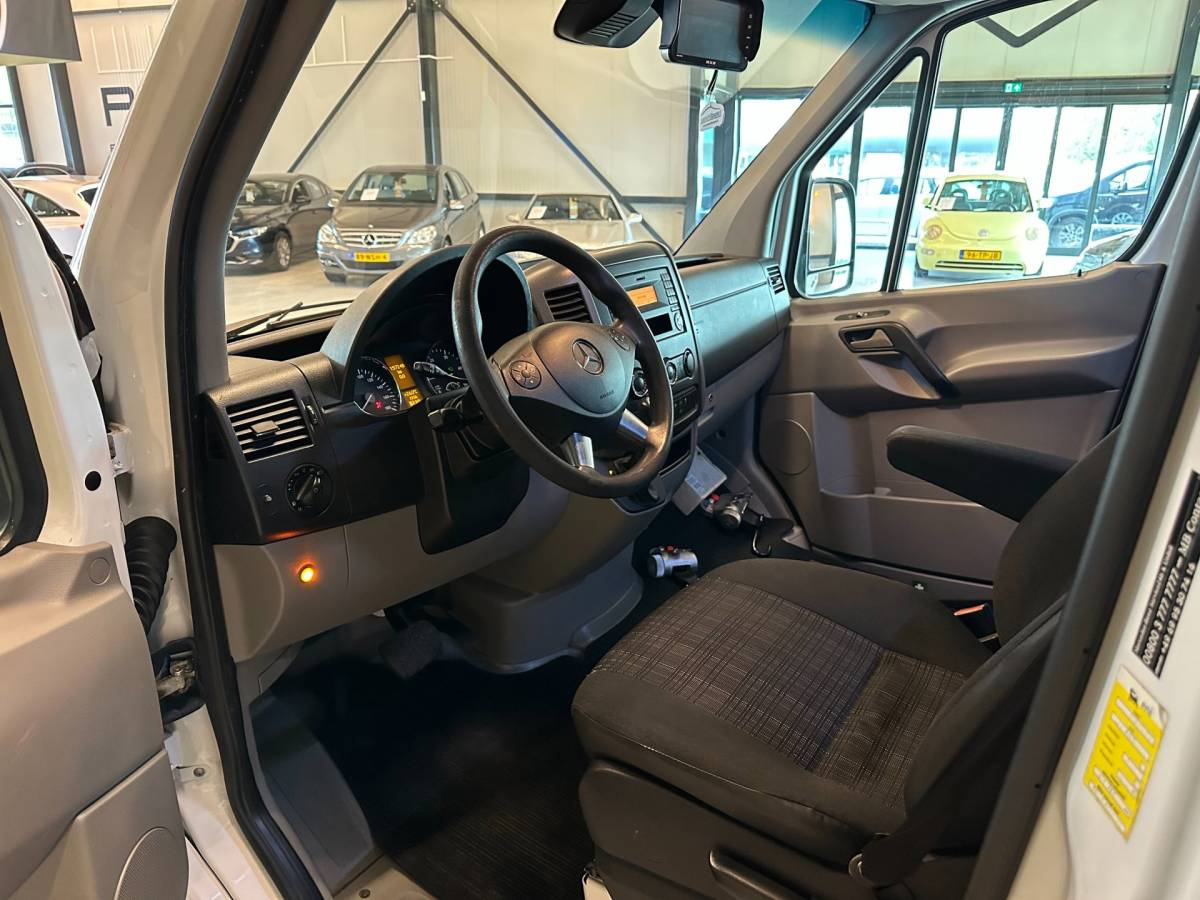 Mercedes-Benz Sprinter Mercedes-Benz Sprinter 316 2.2 CDI 366 AUTOMAAT L2-H2 ROLSTOEL-MINDER VALIDEBUS|SIDE-TO-SIDE|LAAG TARIEF WEGENBELASTING/nwe APK+OH