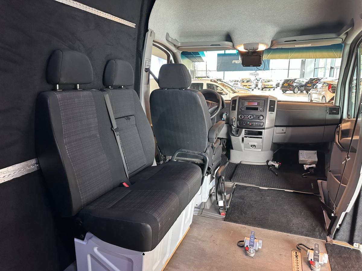 Mercedes-Benz Sprinter Mercedes-Benz Sprinter 316 2.2 CDI 366 AUTOMAAT L2-H2 ROLSTOEL-MINDER VALIDEBUS|SIDE-TO-SIDE|LAAG TARIEF WEGENBELASTING/nwe APK+OH
