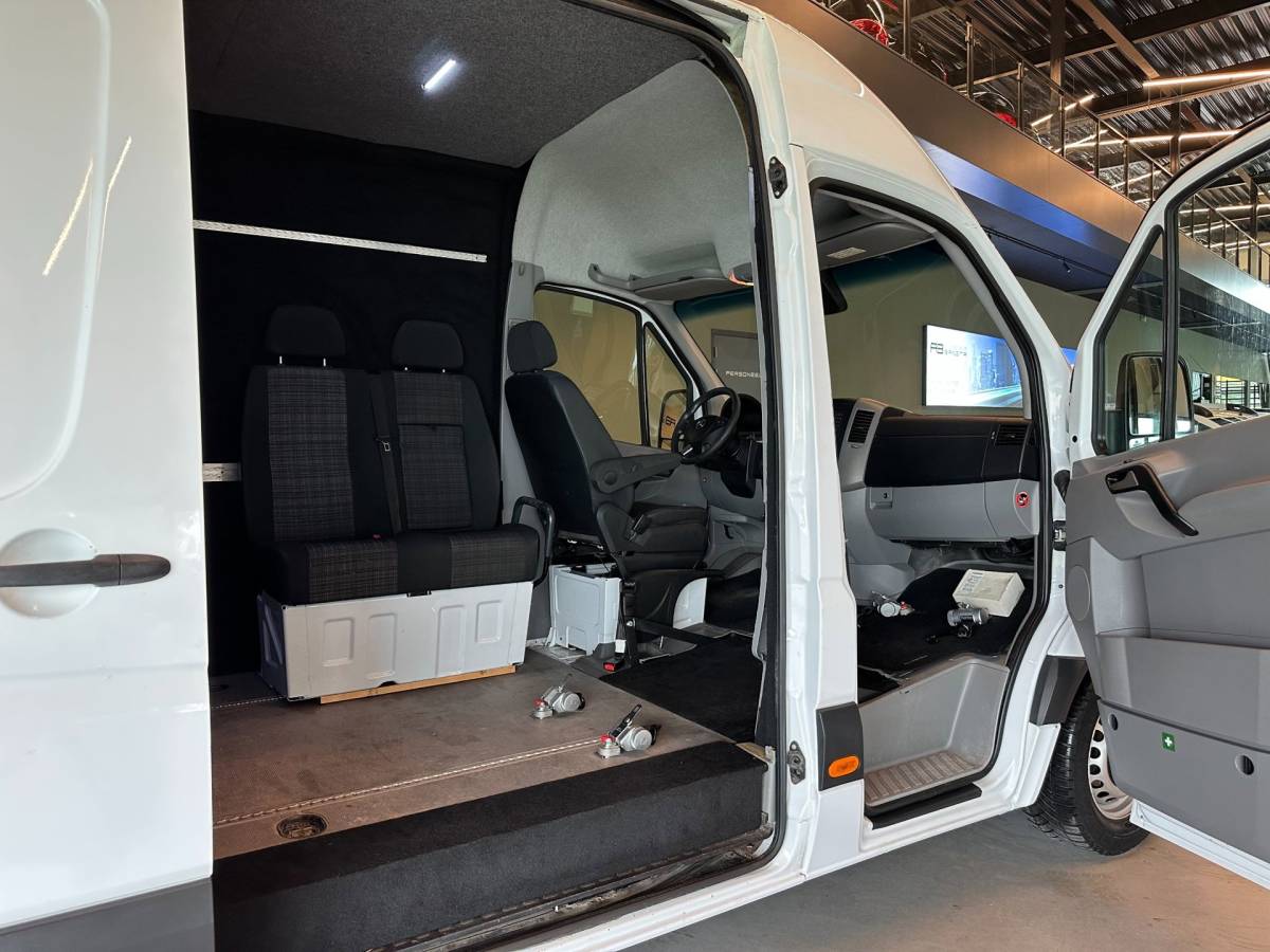 Mercedes-Benz Sprinter Mercedes-Benz Sprinter 316 2.2 CDI 366 AUTOMAAT L2-H2 ROLSTOEL-MINDER VALIDEBUS|SIDE-TO-SIDE|LAAG TARIEF WEGENBELASTING/nwe APK+OH