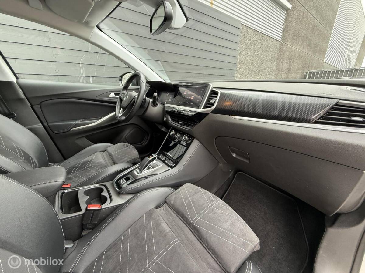Opel Grandland Opel Grandland 1.2 Turbo GS Line Automaat Carplay/Winterpakket