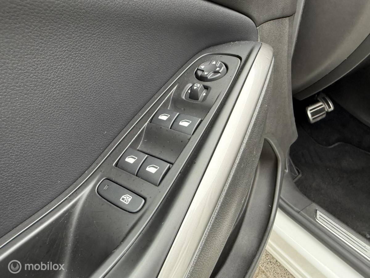 Opel Grandland Opel Grandland 1.2 Turbo GS Line Automaat Carplay/Winterpakket