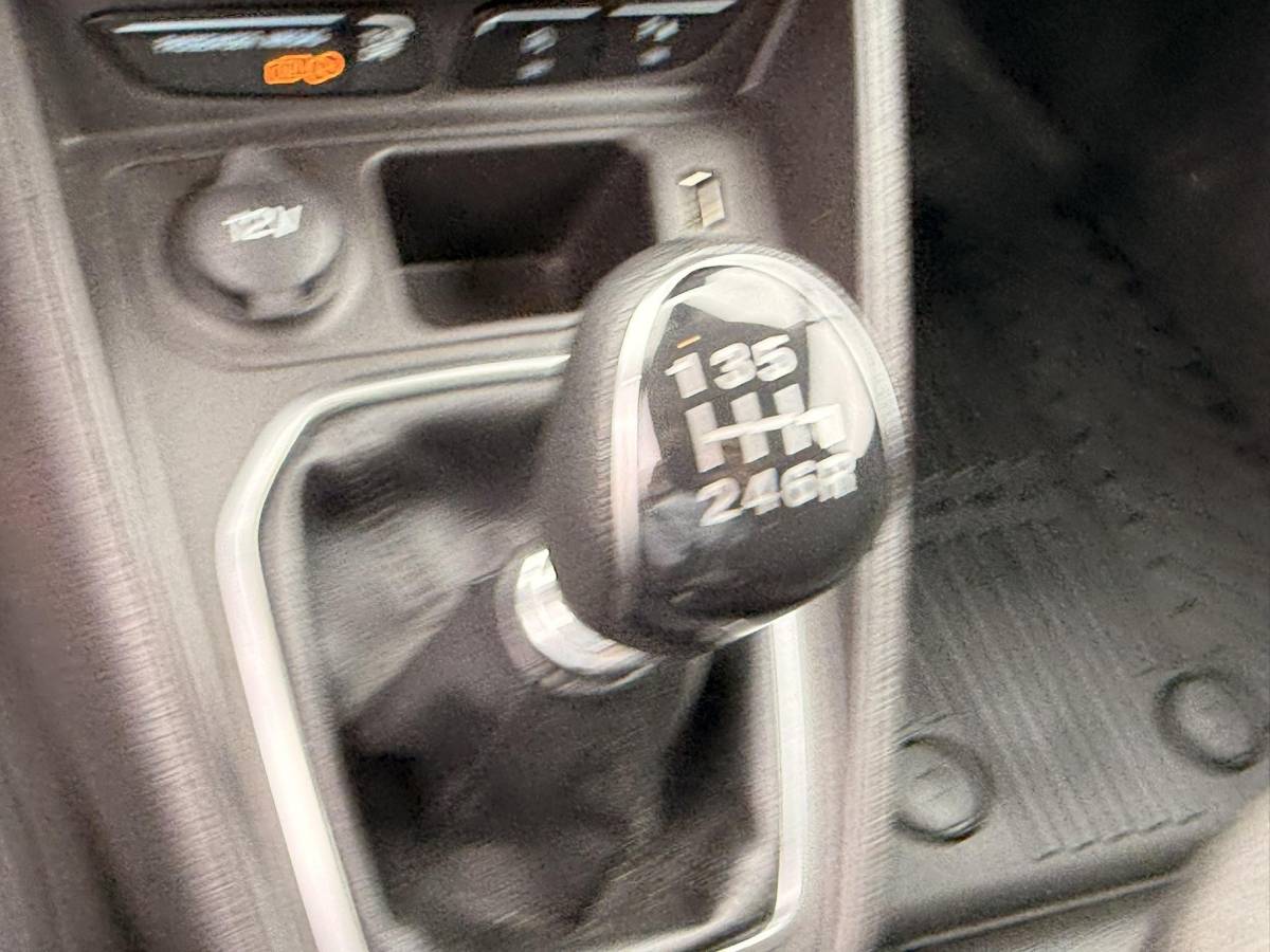 Ford Transit Courier Ford Transit Courier 1.5 TDCI Limited Duratorq S&S 100pk | Navigatie | Camera | Cruise control | Lichtmetalen velgen | Stoelverwarming | Reservewiel