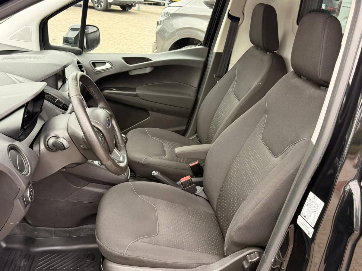 Ford Transit Courier Ford Transit Courier 1.5 TDCI Limited Duratorq S&S 100pk | Navigatie | Camera | Cruise control | Lichtmetalen velgen | Stoelverwarming | Reservewiel