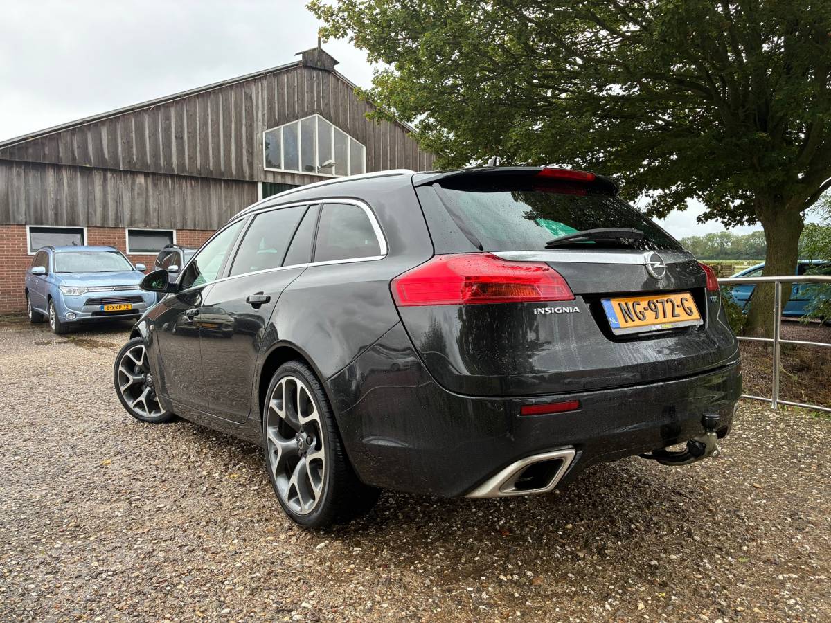 Opel Insignia Opel Insignia Sports Tourer 2.8 V6 T OPC 4×4 | Leder Recaro + Elk.Trekhaak + Elk.Klep Nu €9.975,-!!!
