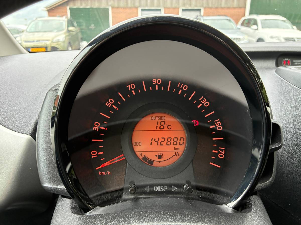 Peugeot 108 Peugeot 108 1.0 e-VTi Active | Airco + Bluetooth + Elk. Ramen Nu €5.975,-!!