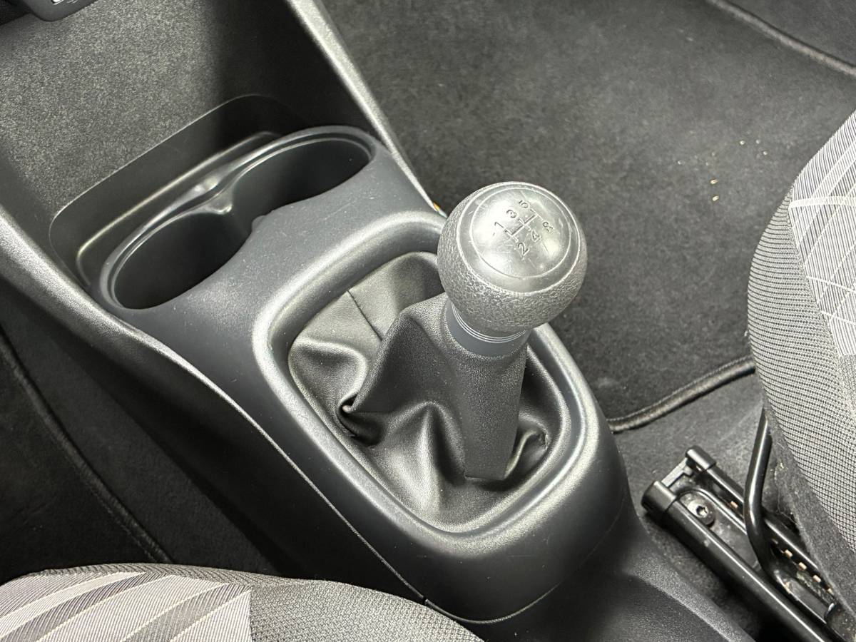 Peugeot 108 Peugeot 108 1.0 e-VTi Active | Airco + Bluetooth + Elk. Ramen Nu €5.975,-!!