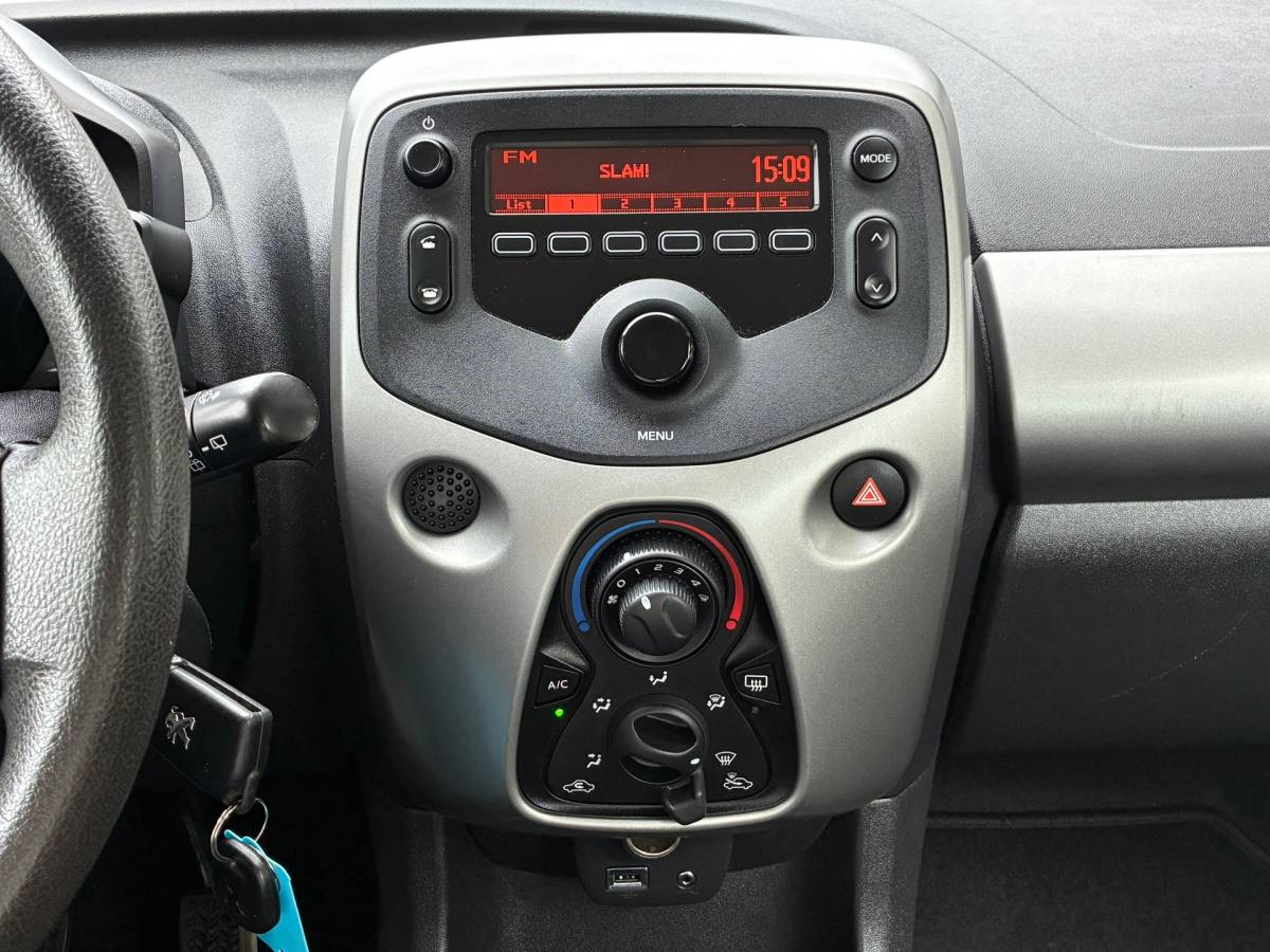 Peugeot 108 Peugeot 108 1.0 e-VTi Active | Airco + Bluetooth + Elk. Ramen Nu €5.975,-!!