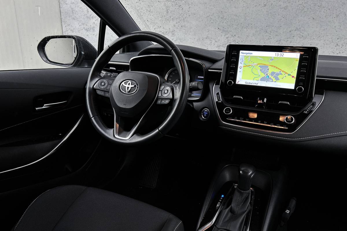 Toyota Corolla Touring Sports Toyota Corolla Touring Sports 1.8 Hybrid Active | LED koplampen | Camera | Cruise control