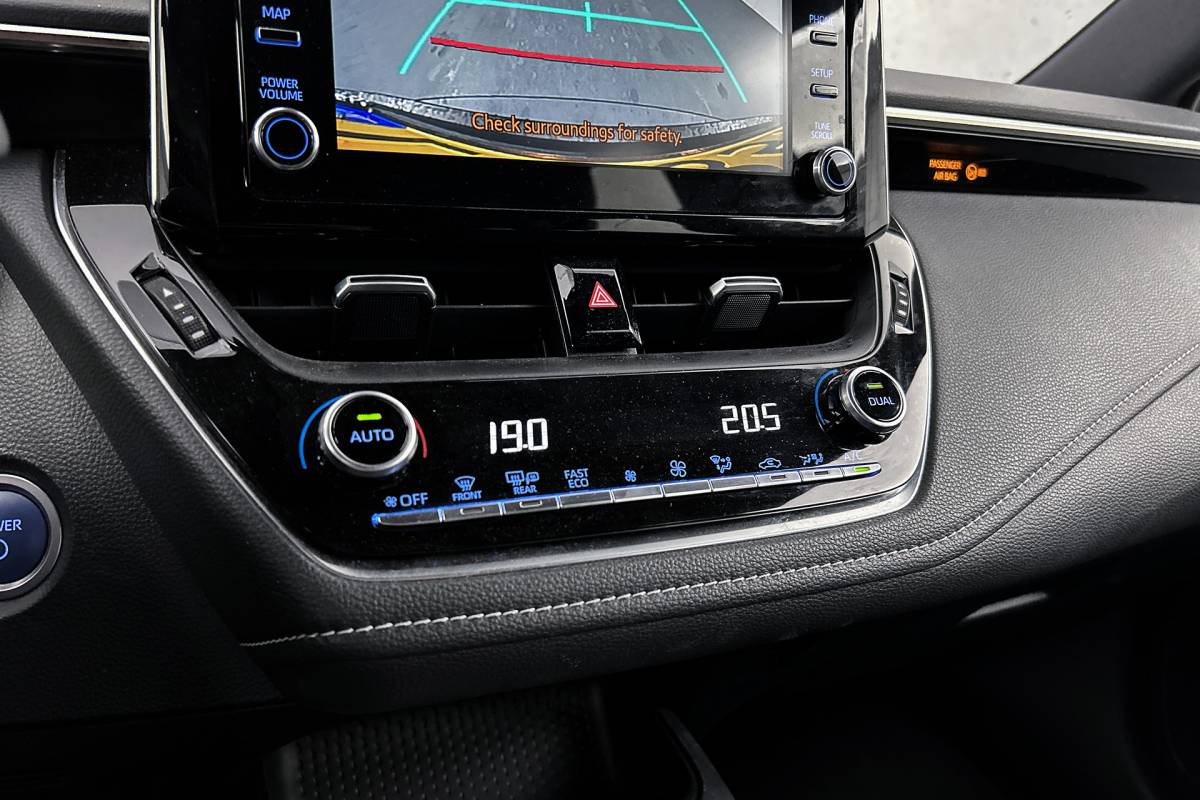 Toyota Corolla Touring Sports Toyota Corolla Touring Sports 1.8 Hybrid Active | LED koplampen | Camera | Cruise control