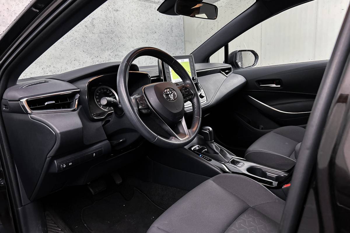 Toyota Corolla Touring Sports Toyota Corolla Touring Sports 1.8 Hybrid Active | LED koplampen | Camera | Cruise control