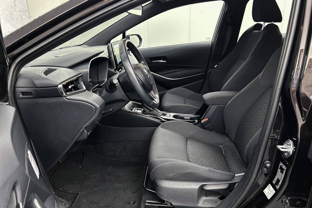 Toyota Corolla Touring Sports Toyota Corolla Touring Sports 1.8 Hybrid Active | LED koplampen | Camera | Cruise control