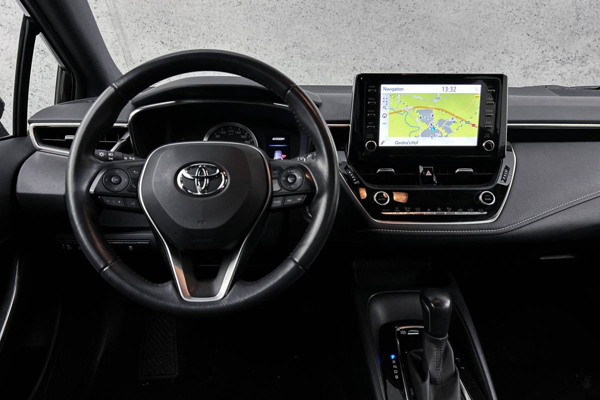Toyota Corolla Touring Sports Toyota Corolla Touring Sports 1.8 Hybrid Active | LED koplampen | Camera | Cruise control