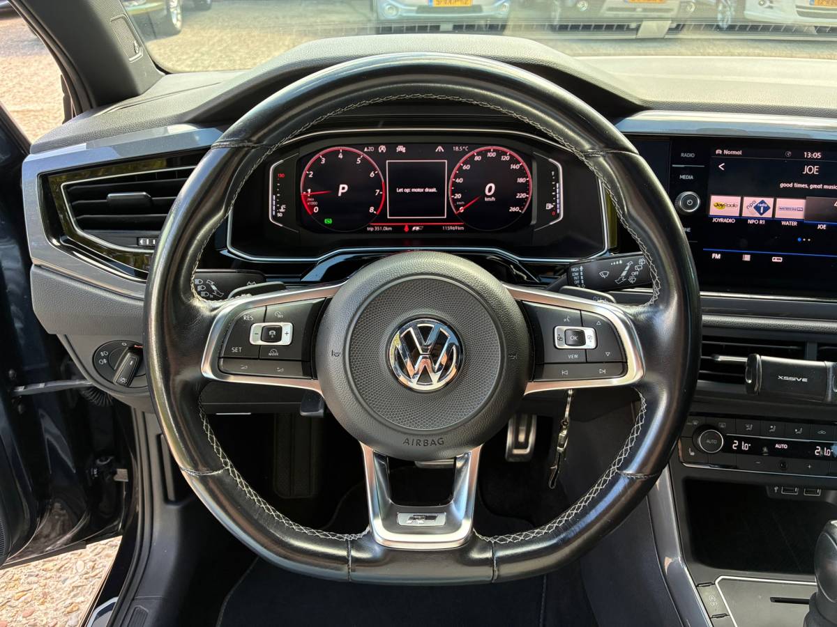 Volkswagen Polo Volkswagen POLO 1.5 TSI R-line | Automaat | Bomvol!! nu €19.975,-!!