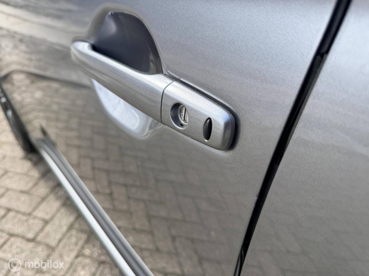 Mitsubishi Outlander Mitsubishi Outlander 2.0 Executive Edition|7 persoons | trekhaak| carplay|