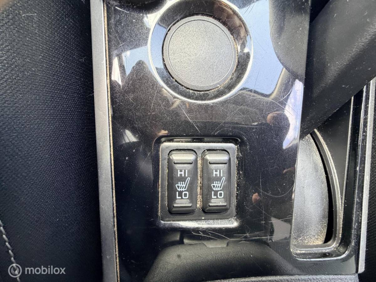 Mitsubishi Outlander Mitsubishi Outlander 2.0 Executive Edition|7 persoons | trekhaak| carplay|