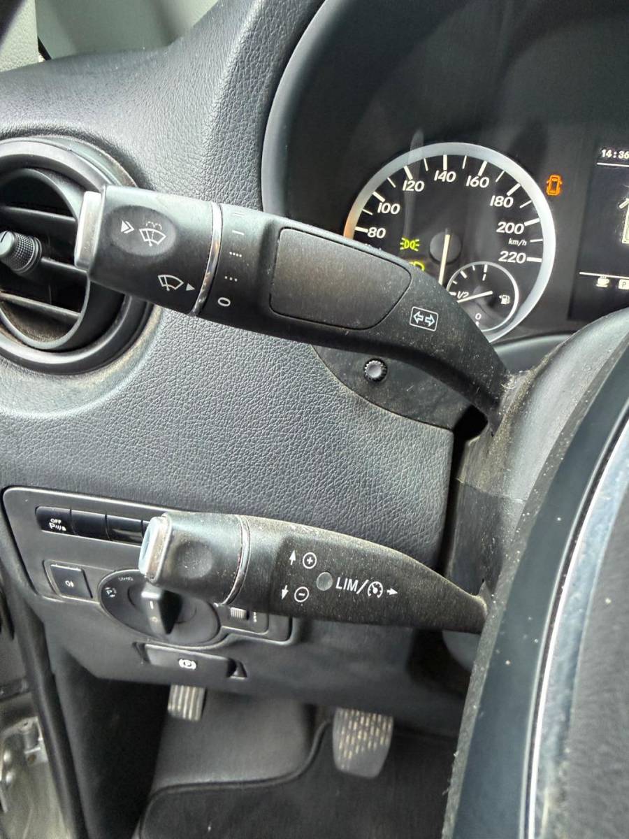 Mercedes-Benz Vito Mercedes-Benz Vito 116 CDI Lang / PDC / Cruise / 3-zits / Airco