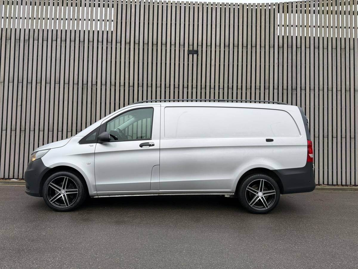 Mercedes-Benz Vito Mercedes-Benz Vito 116 CDI Lang / PDC / Cruise / 3-zits / Airco