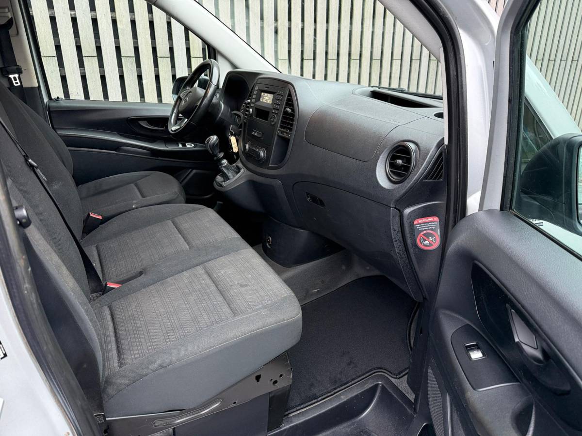 Mercedes-Benz Vito Mercedes-Benz Vito 116 CDI Lang / PDC / Cruise / 3-zits / Airco
