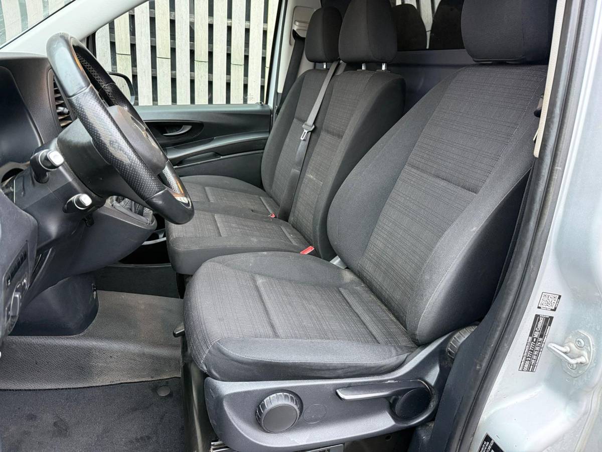 Mercedes-Benz Vito Mercedes-Benz Vito 116 CDI Lang / PDC / Cruise / 3-zits / Airco