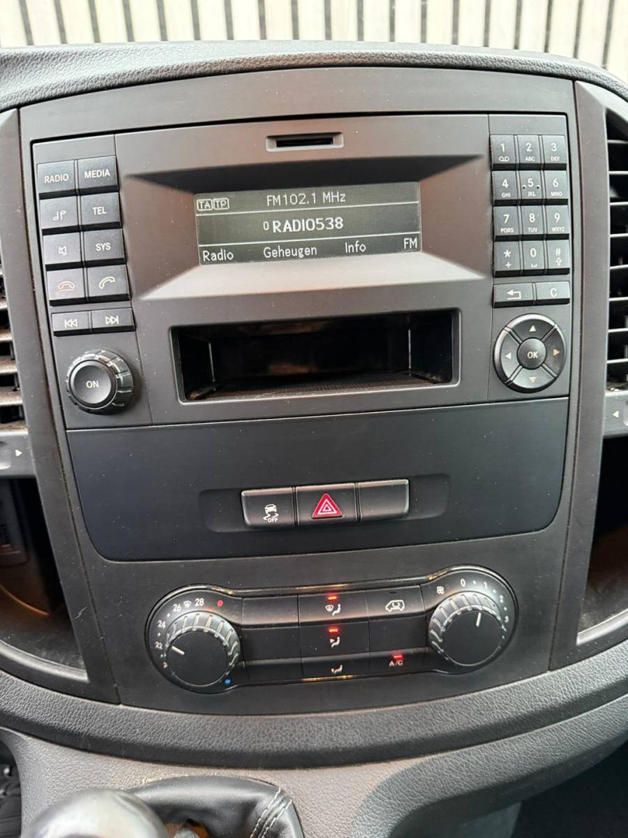 Mercedes-Benz Vito Mercedes-Benz Vito 116 CDI Lang / PDC / Cruise / 3-zits / Airco
