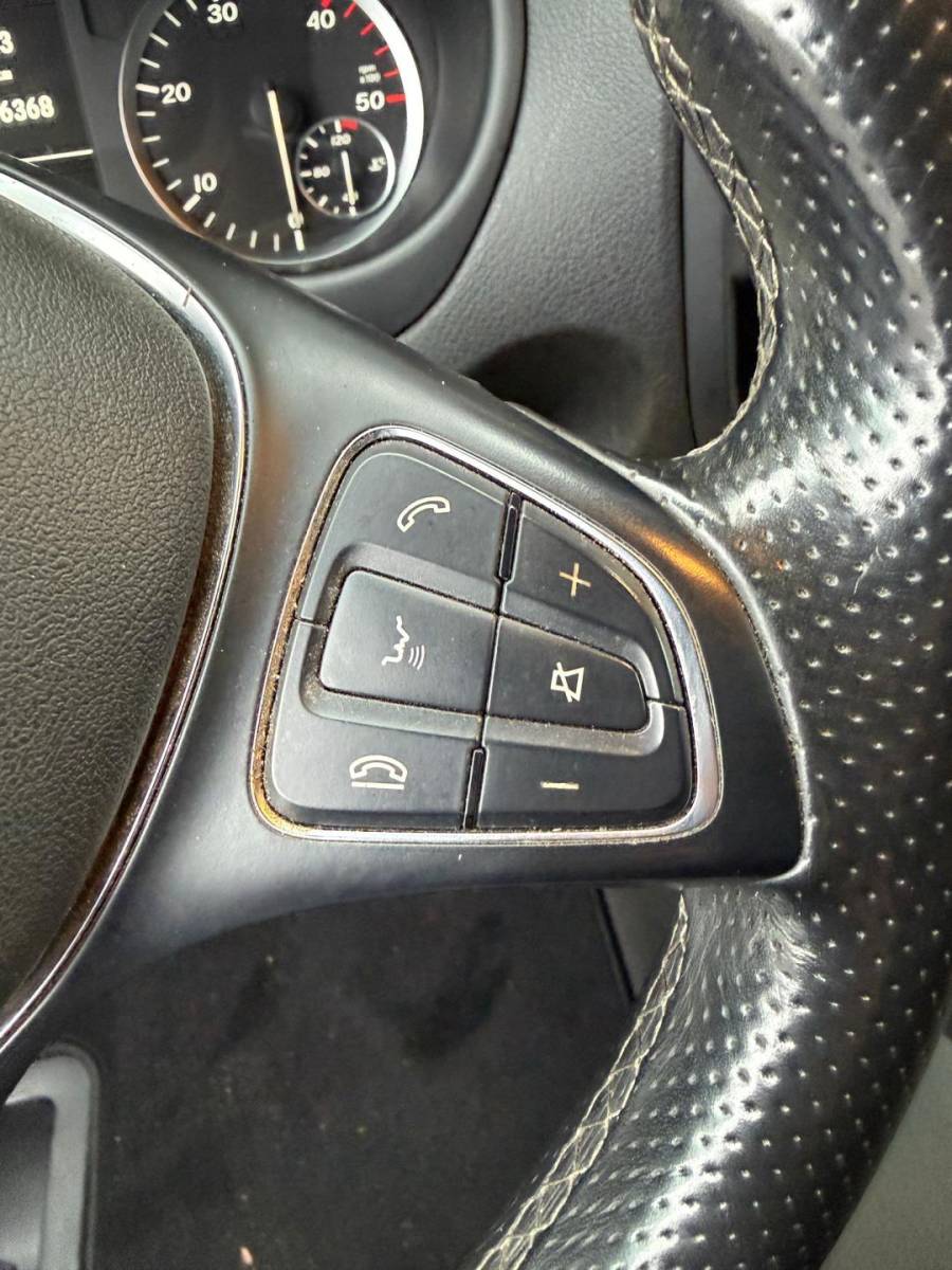Mercedes-Benz Vito Mercedes-Benz Vito 116 CDI Lang / PDC / Cruise / 3-zits / Airco
