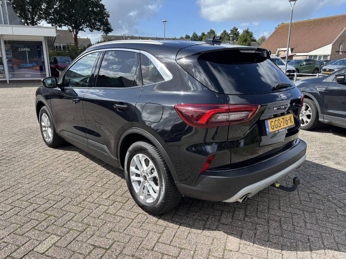 Ford Kuga Ford Kuga 2.5 PHEV Titanium 243pk | Nieuw model | Wegklapbare Trekhaak | Achteruitrijcamera | Cruise control | Navigatie | 2.100kg geremd trekgewicht