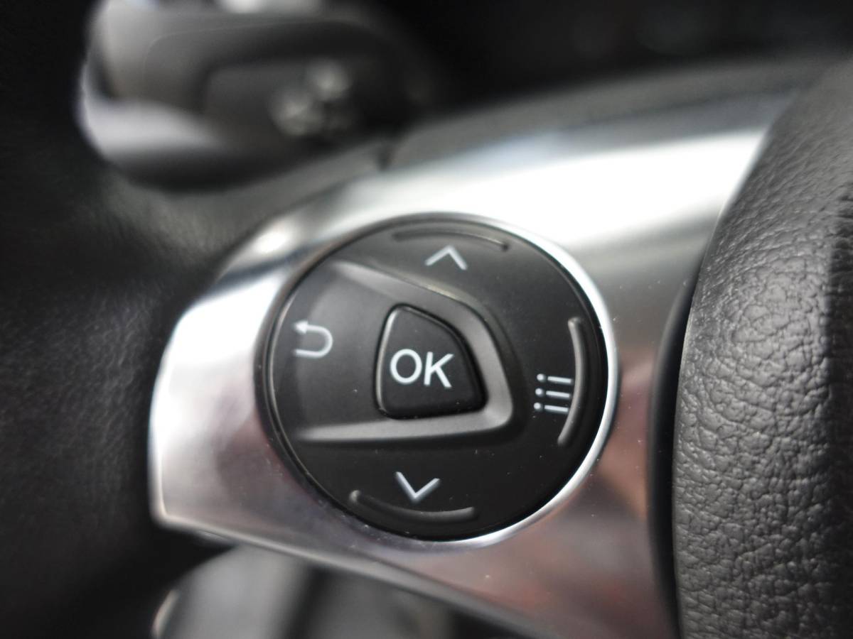Ford Transit Connect Ford Transit Connect 1.5 EcoBlue Automaat L2 Trend Navigatie Airco Camera Parkeersensoren Cruise Control Trekhaak Betimmering Lichtmetalen Velgen