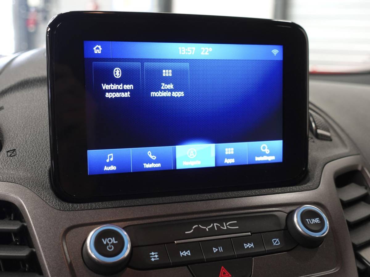 Ford Transit Connect Ford Transit Connect 1.5 EcoBlue Automaat L2 Trend Navigatie Airco Camera Parkeersensoren Cruise Control Trekhaak Betimmering Lichtmetalen Velgen