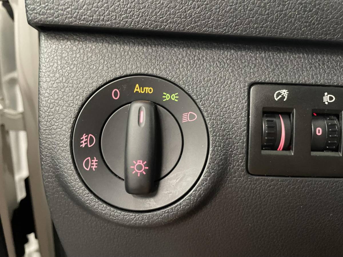 Volkswagen Caddy Volkswagen Caddy 1.4 TGI L2H1 EcoFuel Maxi Comfortline Airco Cruise PDC Verwarmbare voorruit Comfortstoelen Alarm Bluetooth Schuifdeur