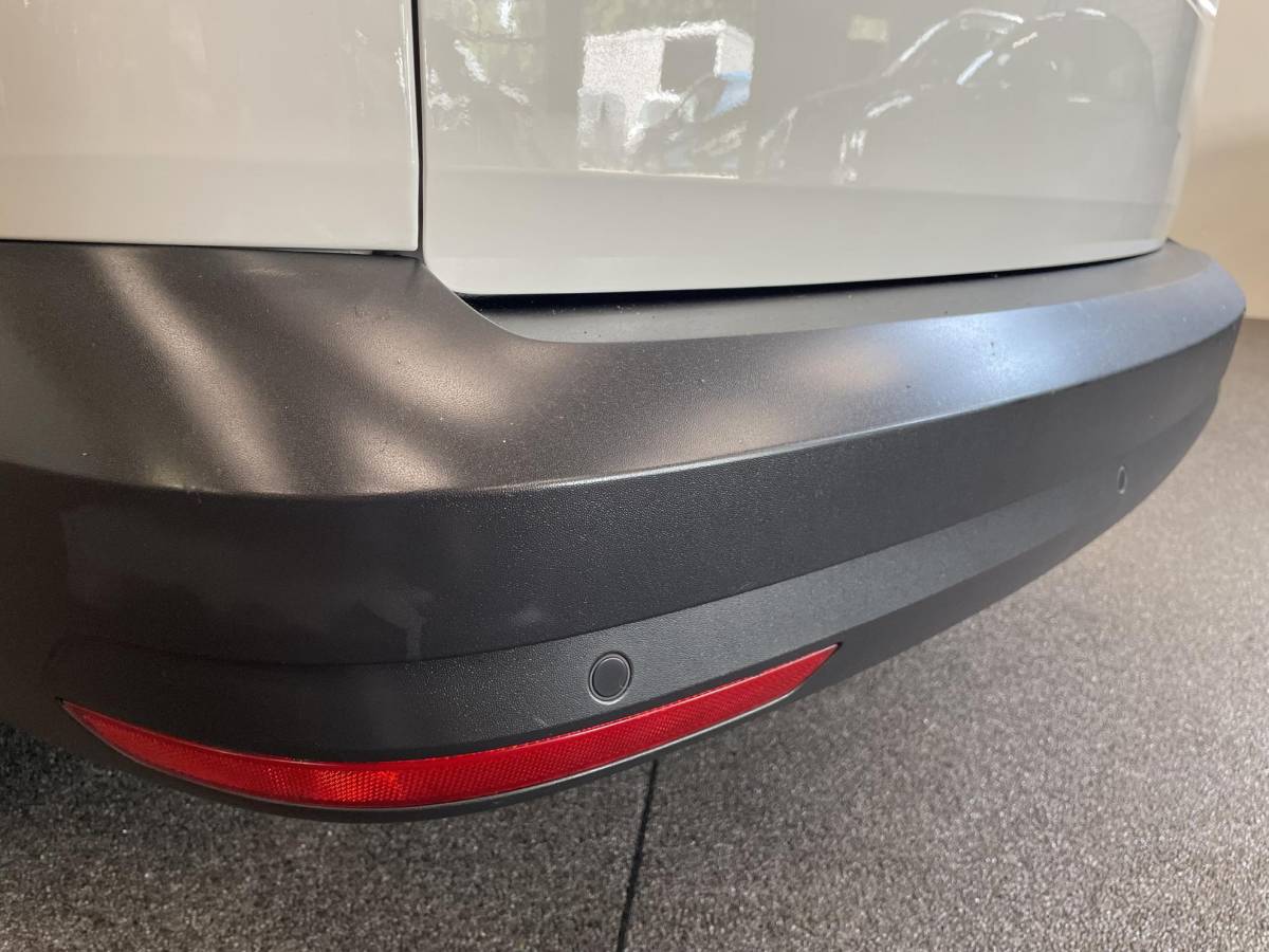 Volkswagen Caddy Volkswagen Caddy 1.4 TGI L2H1 EcoFuel Maxi Comfortline Airco Cruise PDC Verwarmbare voorruit Comfortstoelen Alarm Bluetooth Schuifdeur