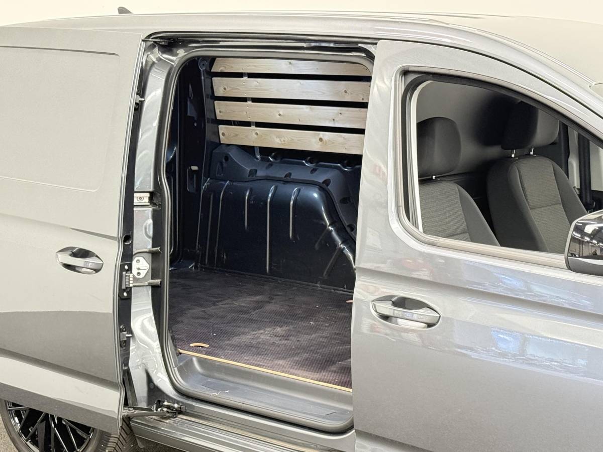 Volkswagen Caddy Volkswagen Caddy Cargo Maxi 2.0 TDI Aut. Style Airco Carplay Adaptive Cruise Control PDC VA Camera Trekhaak 17″ LM Velgen