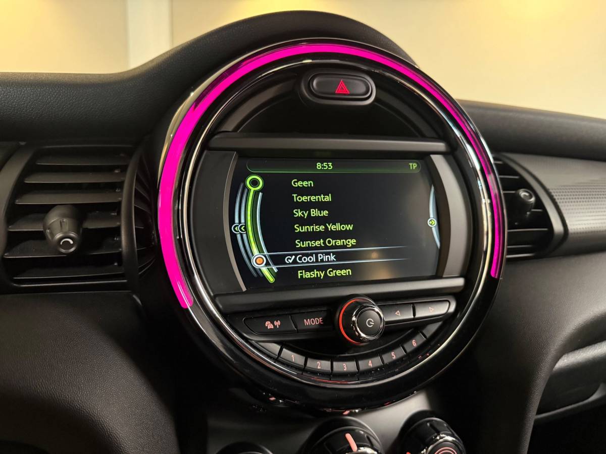MINI 3-Deurs Mini 3-Deurs 1.5 Cooper Business *Top onderhouden!* Stoelverw.|Cruise|Navi|Neon-ring|PDC|17”|NAP
