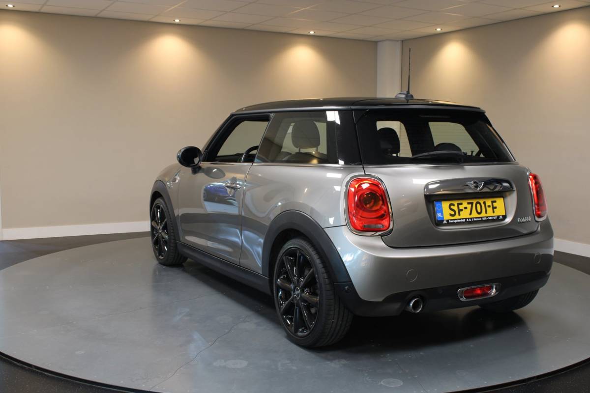 MINI 3-Deurs Mini 3-Deurs 1.5 Cooper Business *Top onderhouden!* Stoelverw.|Cruise|Navi|Neon-ring|PDC|17”|NAP