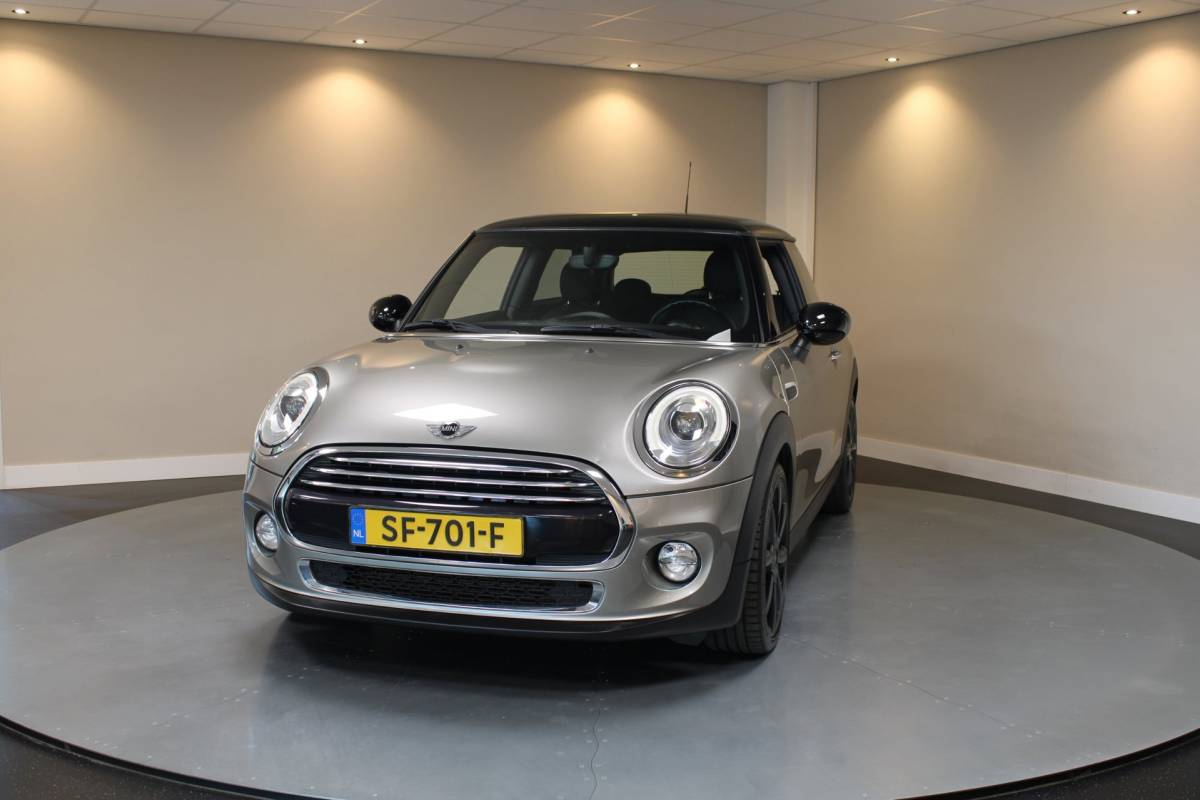 MINI 3-Deurs Mini 3-Deurs 1.5 Cooper Business *Top onderhouden!* Stoelverw.|Cruise|Navi|Neon-ring|PDC|17”|NAP