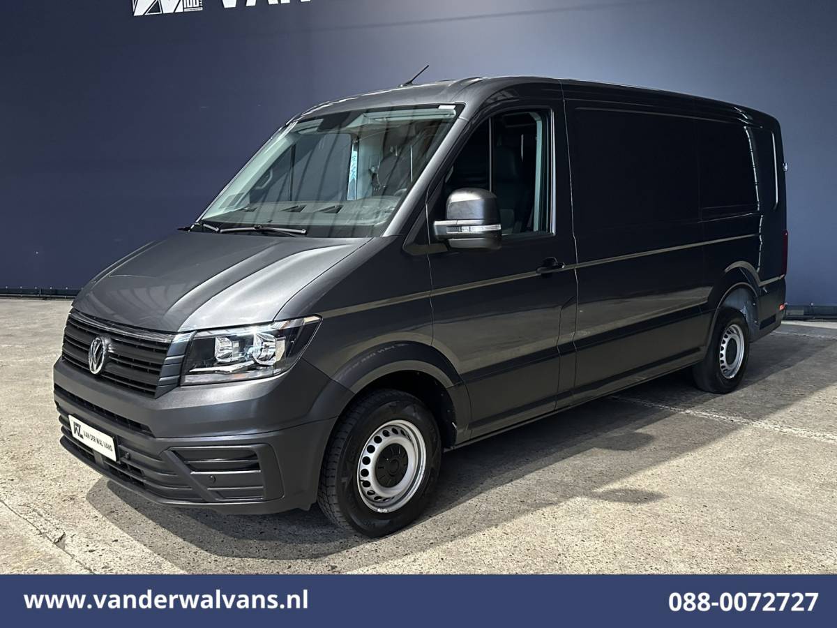 Volkswagen Crafter Volkswagen Crafter 2.0 TDI L3H2 L2H1 Euro6 Airco | 2500kg Trekhaak | Parkeersensoren Bijrijdersbank